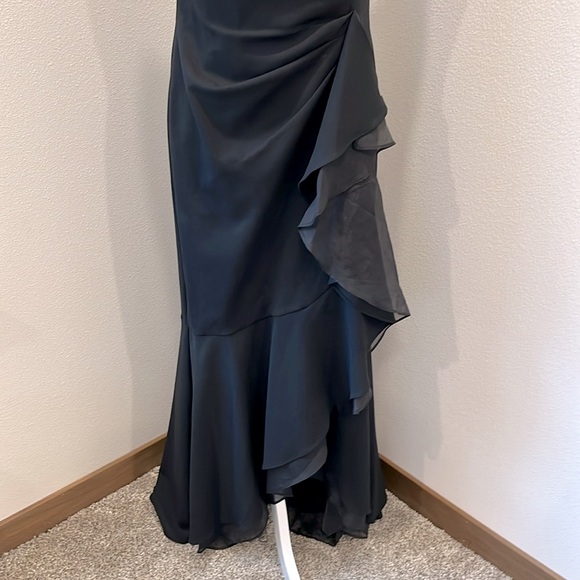 Adrianna Papell Crew Neck Sleeveless Cascading Ruffle High-Low Dress Size 8 - Picture 5 of 12